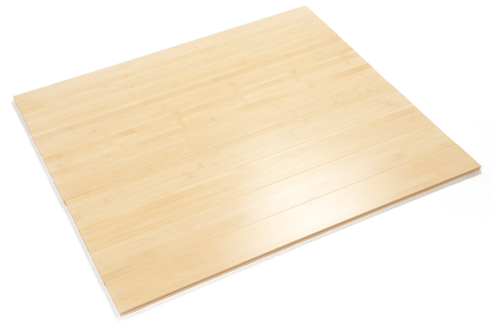 Hellbraunes Bambusparkett in horizontal Verlegung, von Glimpex-G, zeigt die strukturierte Oberfläche und natürliche Maserung.