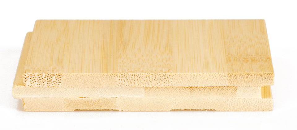 Hell horizontales Bambusparkett von Glimpex-G, sichtbare strukturierte Holzoberfläche auf glatter Oberfläche