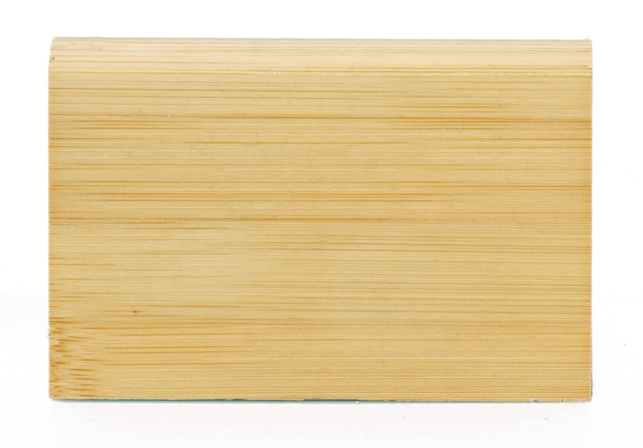 Helle Bambusfußleisten in horizontaler Ausrichtung aus Bambusparkett von Glimpex-G, natürliches Design für Bodenabschlüsse