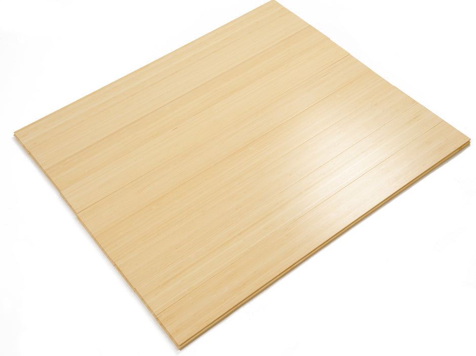 Bambusparkett hell vertikal lackiert Flächenmuster